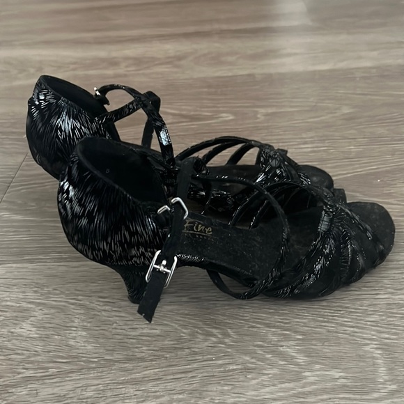 Shoes for salsa/bachata. Good beginner heels. Very comfortable. Used. - Picture 1 of 1